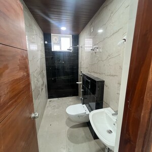 Bathroom in 3 BHK Apartment at Jubilee Hills – for Sale