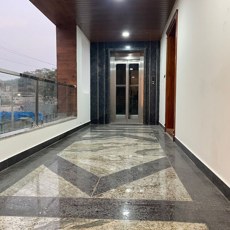 Balcony, jubilee hills 3 Bedroom 3000 Sq.Ft. Apartment In Jubilee Hills Hyderabad 9264345