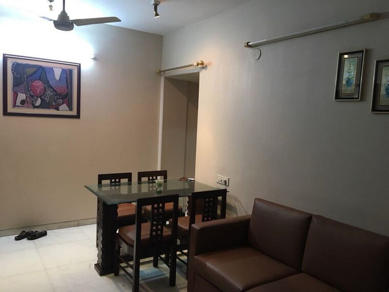 Living Room, bandra west 1 Bedroom 550 Sq.Ft. Apartment In Bandra West Mumbai 9264343