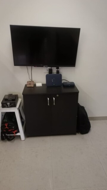 Furnished Amenities in 2 BHK Apartment at Chandkheda – for Rent