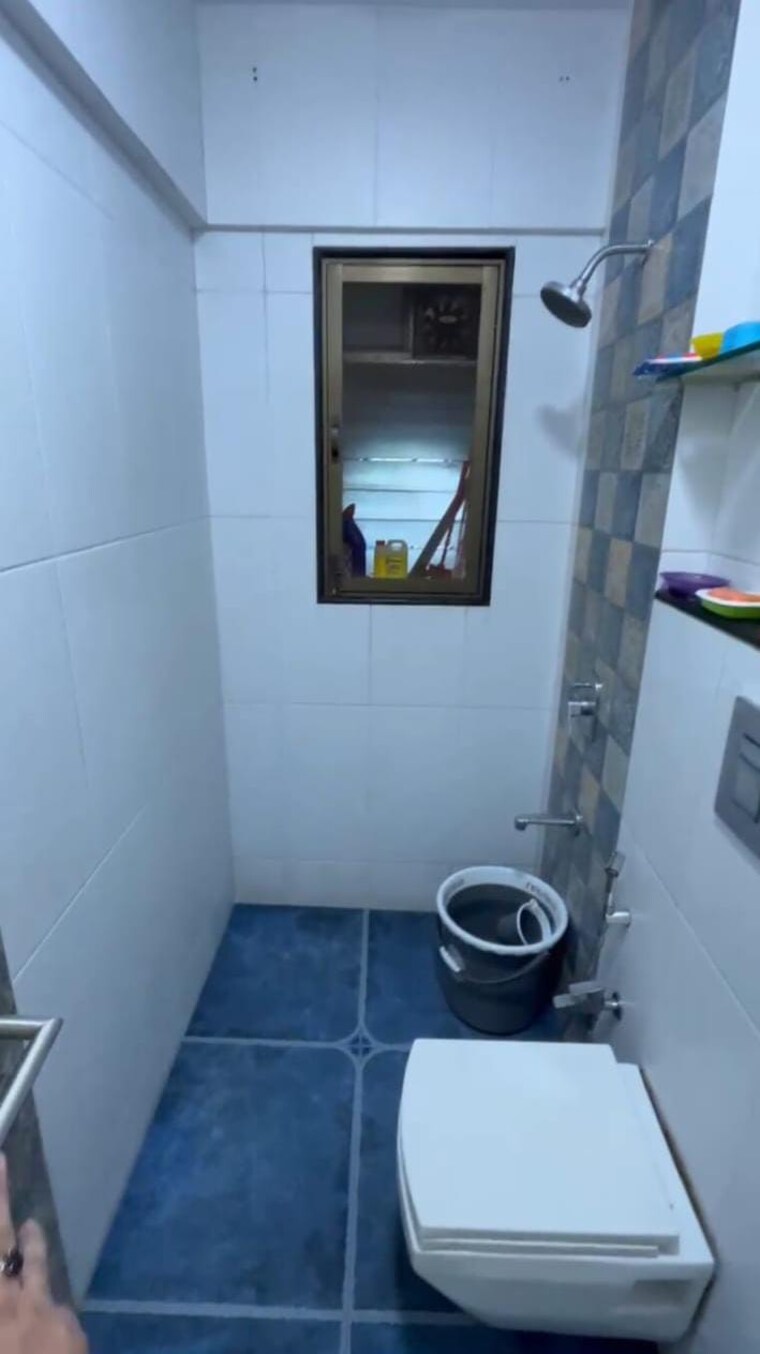 Bathroom, mahakali nagar 2 Bedroom 700 Sq.Ft. Apartment In Mahakali Nagar Mumbai 9264430