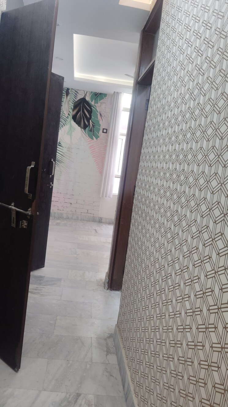 Other, okhla industrial estate phase 2 2 Bedroom 75 Sq.Yd. Builder Floor In Okhla Industrial Estate Phase 2 Delhi 9264436