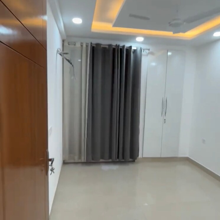 Room, chattarpur 3 Bedroom 135 Sq.Yd. Builder Floor In Chattarpur Delhi 9264463