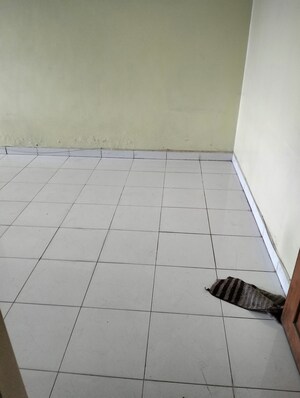 Room in 1 BHK Apartment at Kondhwa – for Rent