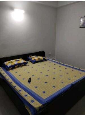 Bedroom in 1 BHK Apartment at Sector 81 – for Rent