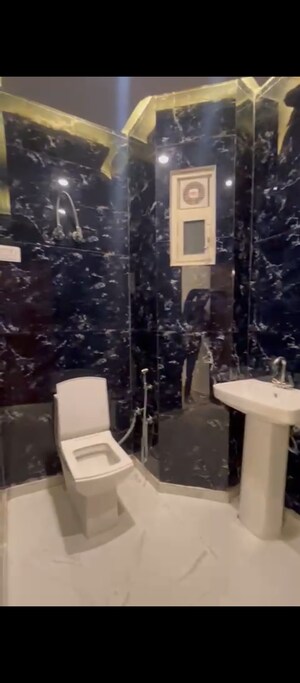 Master Bedroom in 1.5 BHK Builder Floor at Okhla Industrial Estate Phase 2 – for Sale