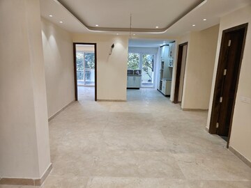 Building Lobby in 5 BHK Builder Floor at Sector 21 – for Sale