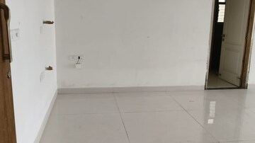 Room in 2 BHK Apartment at Jp Nagar – for Sale