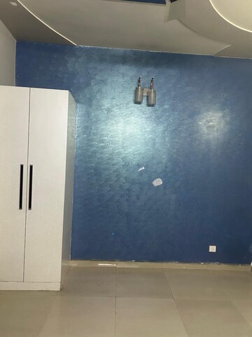 Room in 3 BHK Builder Floor at Sector 86 – for Sale