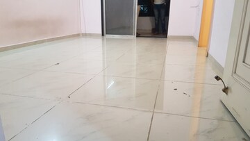 Room in 2 BHK Apartment at Anand Nagar – for Rent