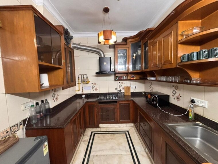 Kitchen, greater kailash ii 3 Bedroom 1800 Sq.Ft. Builder Floor In Greater Kailash ii Delhi 9264538