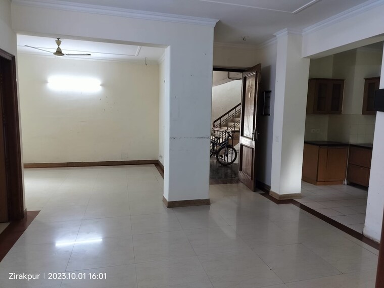 Living Room, vip road 2 Bedroom 1100 Sq.Ft. Apartment In Vip Road Zirakpur 9264541