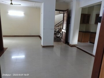Living Room in 2 BHK Apartment at Vip Road – for Rent