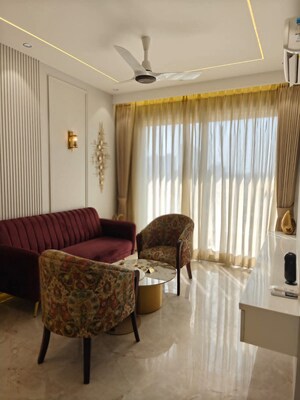 Living Room in 3 BHK Builder Floor at Smart World Orchard, Sector 61 – for Sale