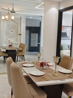 Dining area in 3 BHK Builder Floor at Smart World Orchard, Sector 61 – for Sale