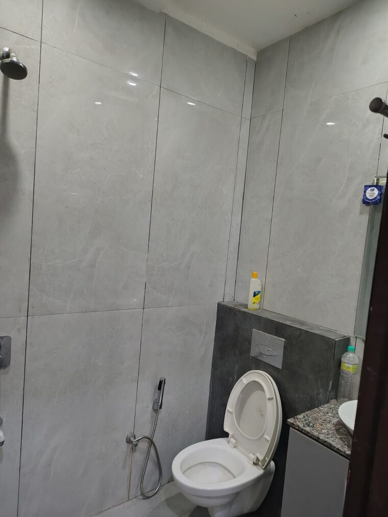 Attached Bathroom, dhakoli 3 Bedroom 118 Sq.Yd. Apartment In Dhakoli Zirakpur 9264625