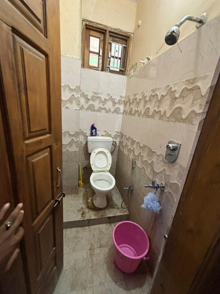 Bathroom, gomti nagar 2 Bedroom 1250 Sq.Ft. Independent House In Gomti Nagar Lucknow 9264629