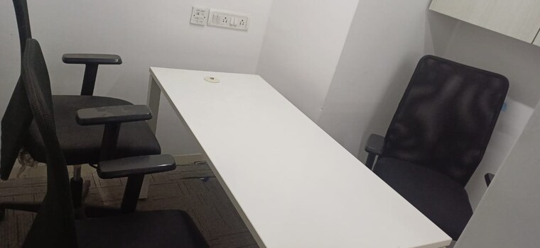 Common Area, andheri east Commercial Office Space 2000 Sq.Ft. In Andheri East Mumbai 9264628