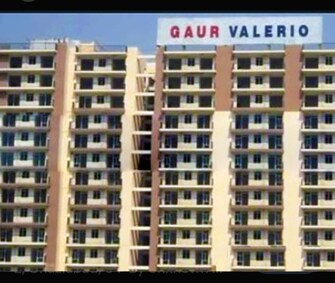 3 BHK + Pooja Room 1550 Sq.Ft. Apartment in Gaur Valerio