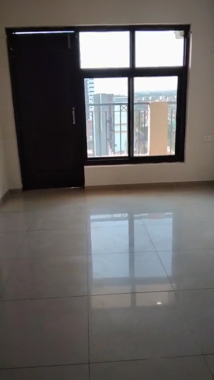 Room, raj nagar extension 2.5 Bedroom 1185 Sq.Ft. Apartment In Raj Nagar Extension Ghaziabad 9264686