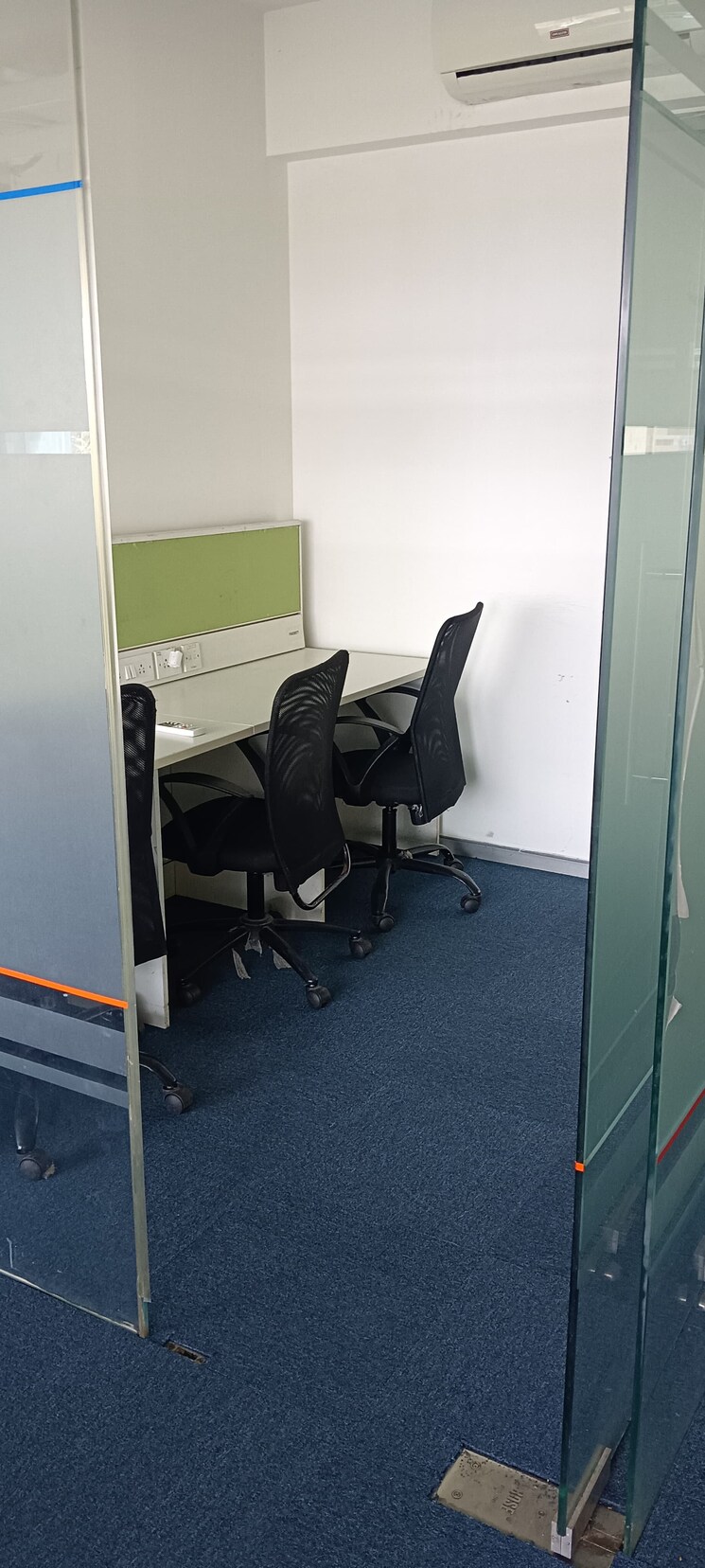 Team Area, andheri east Commercial Office Space 2450 Sq.Ft. In Andheri East Mumbai 9264687