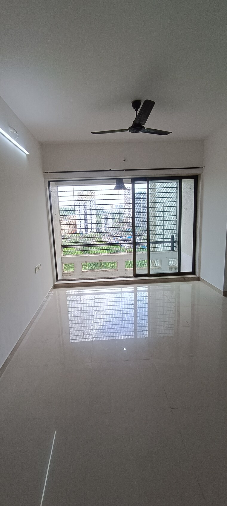 Room, living-essence 2 Bedroom 1000 Sq.Ft. Apartment In Kandivali East Mumbai 9264695