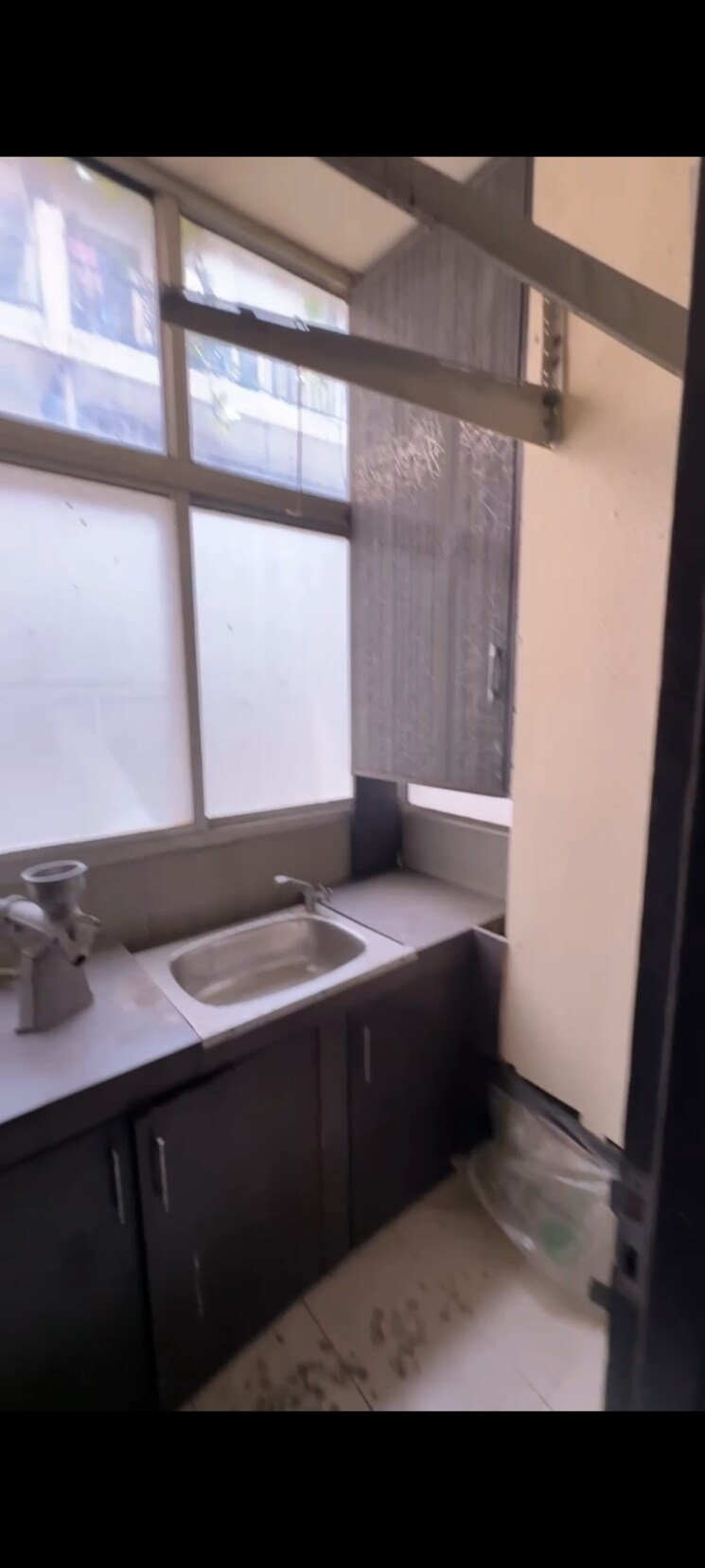 Kitchen, abhay khand 2 2.5 Bedroom 1400 Sq.Ft. Apartment In Abhay Khand 2 Ghaziabad 9264732