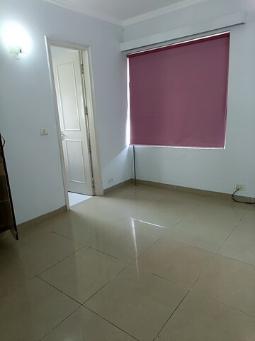 Room in 3 BHK Apartment at Bestech Park View City 1, Sector 48 – for Rent