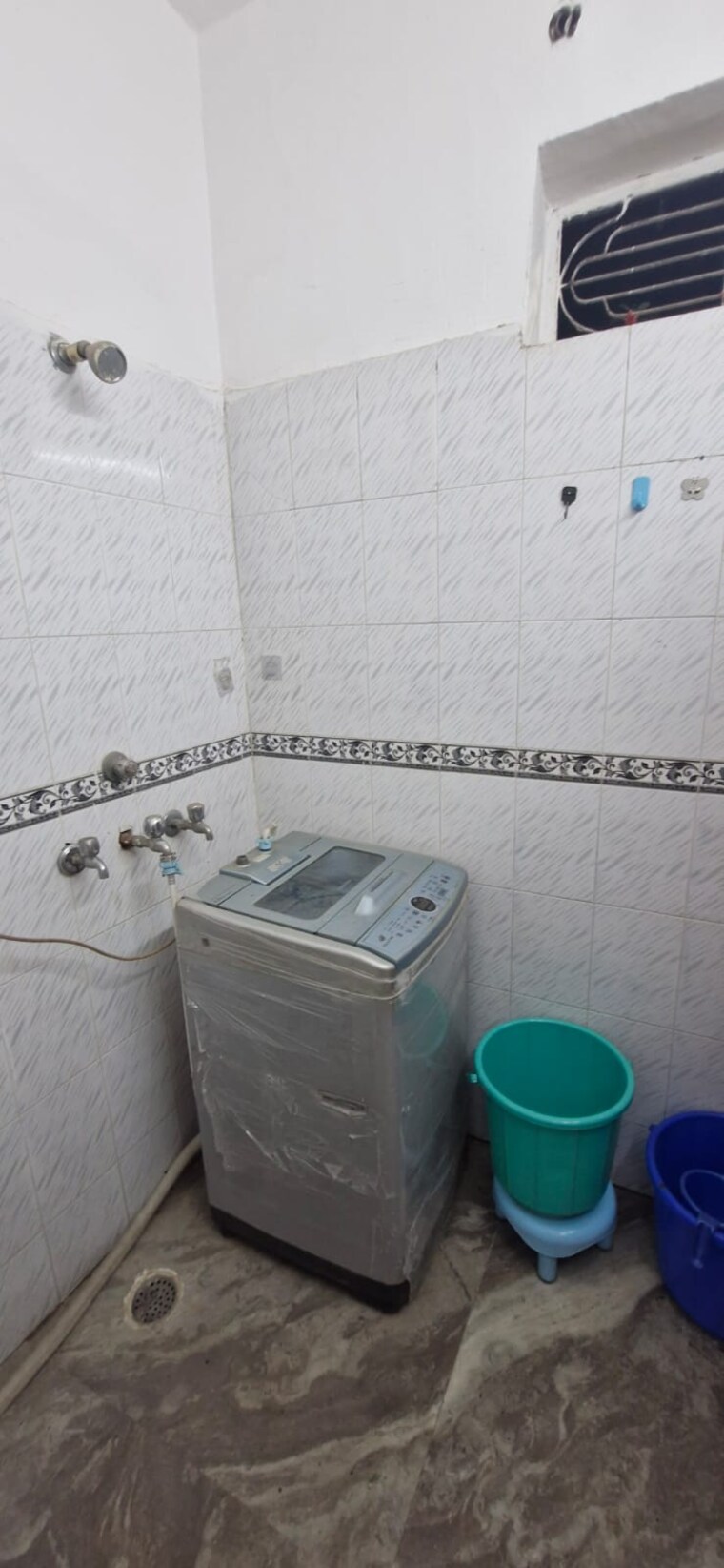 Other, sector 23 2 Bedroom 3000 Sq.Ft. Independent House In Sector 23 Gurgaon 9264777