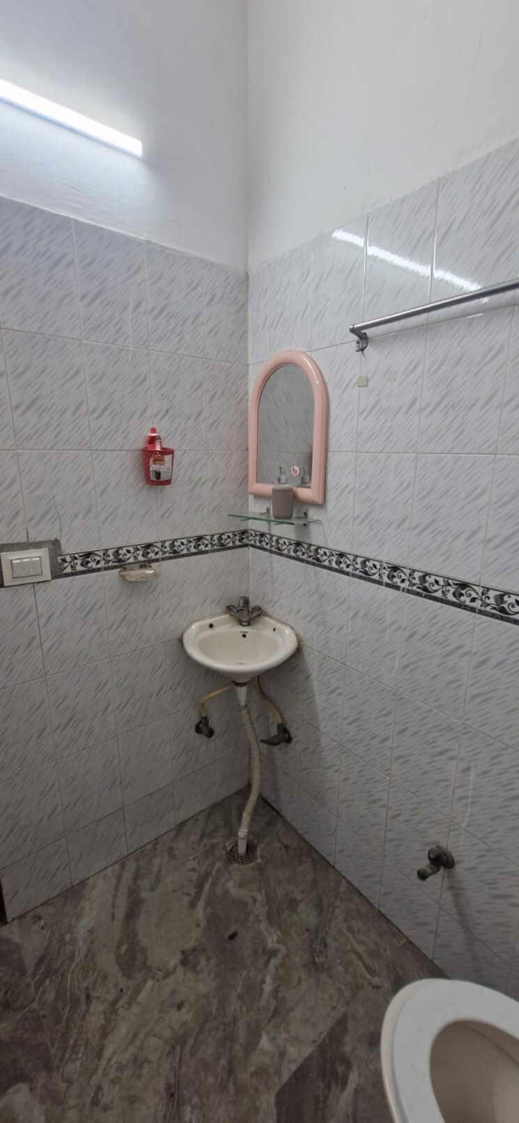 Bathroom, sector 23 2 Bedroom 3000 Sq.Ft. Independent House In Sector 23 Gurgaon 9264777