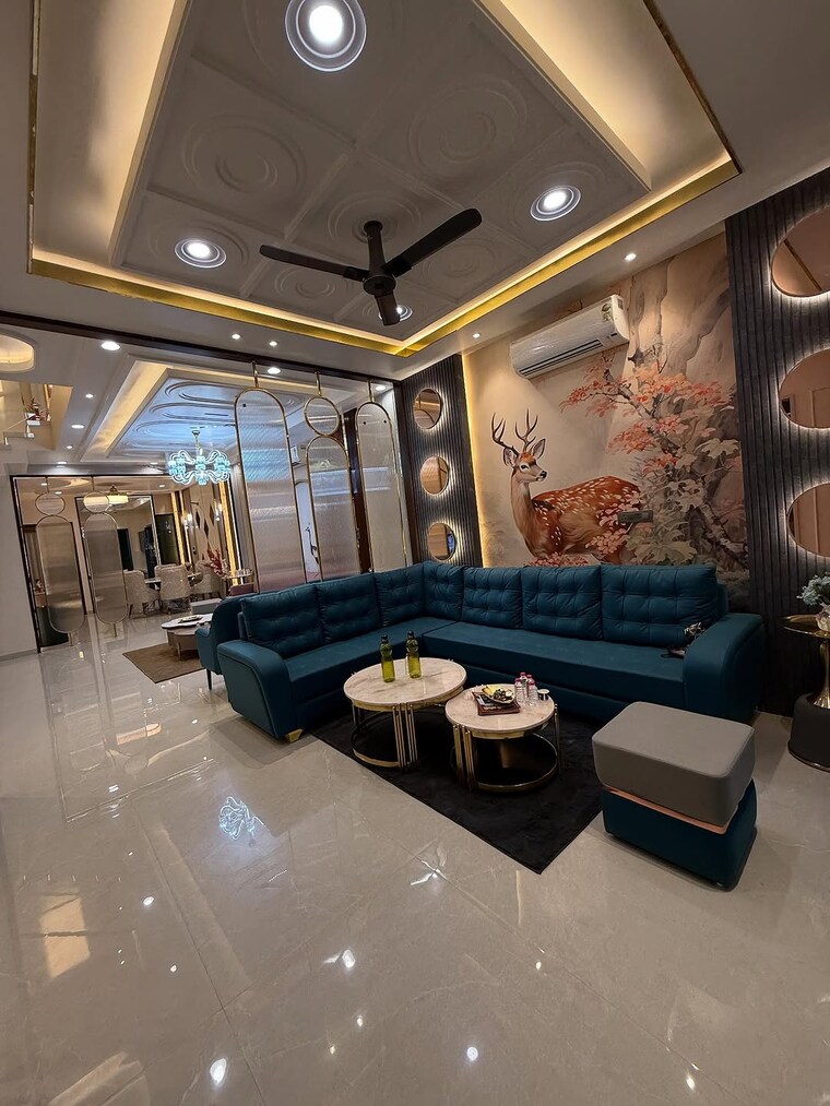 Living Room, ashok vihar 5 Bedroom 320 Sq.Yd. Independent House In Ashok Vihar Delhi 9264782