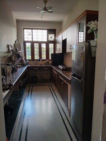 Kitchen in 1.5 BHK Builder Floor at Sector 23 – for Rent