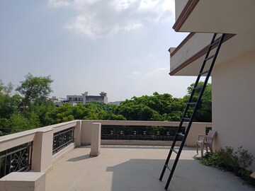 Balcony in 1.5 BHK Builder Floor at Sector 23 – for Rent