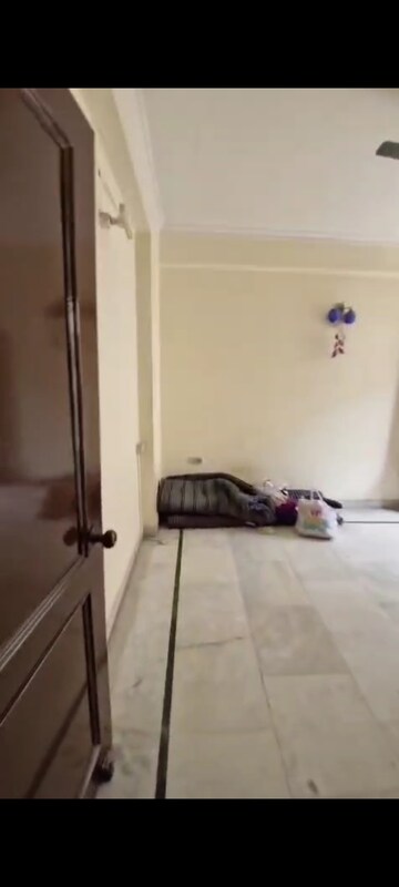 Room in 2 BHK Apartment at Arihant Residency, Ahinsa Khand 2 – for Sale