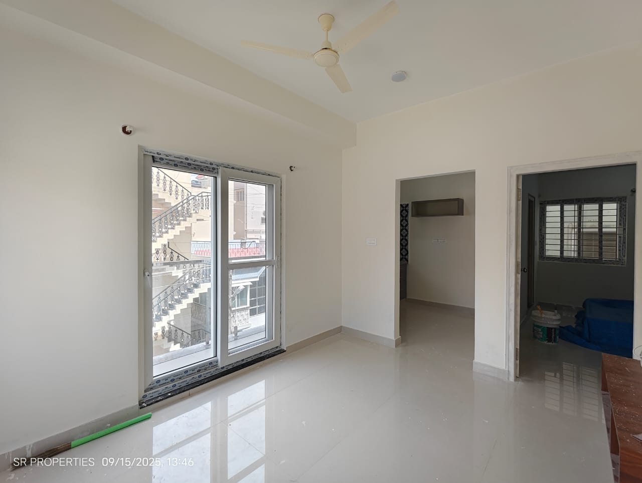 2 BHK + Study Room Apartment For Sale in Godrej Splendour