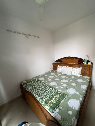 Bedroom in 2.5 BHK Penthouse at Motera – for Rent