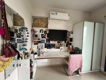 Study Room in 2.5 BHK Penthouse at Motera – for Rent