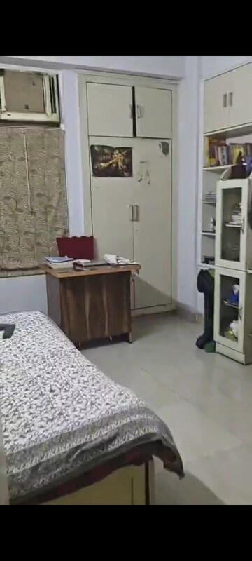 Room in 3 BHK Apartment at Vaibhav Khand – for Sale
