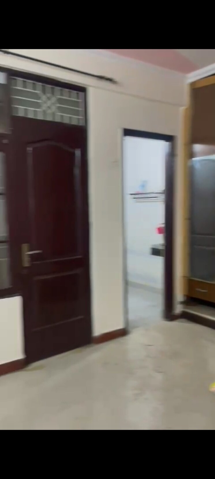 Room, vaibhav khand 3 Bedroom 1450 Sq.Ft. Apartment In Vaibhav Khand Ghaziabad 9264831