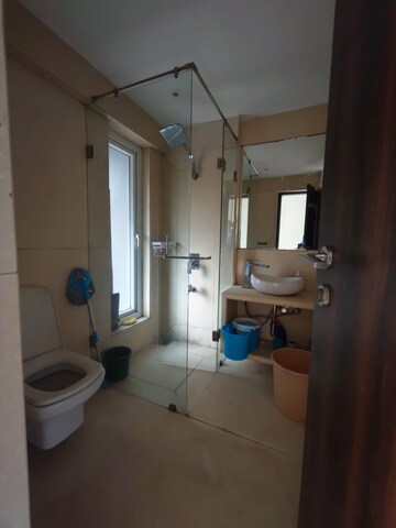 Attached Bathroom in 3 BHK Apartment at Chembur – for Rent