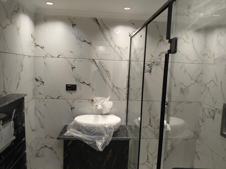 Bathroom, green fields colony 4 Bedroom 2600 Sq.Ft. Builder Floor In Green Fields Colony Faridabad 9264833