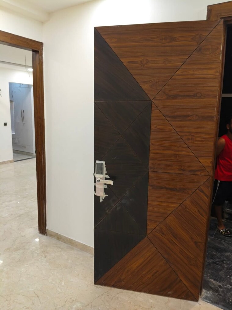 Room, green fields colony 4 Bedroom 2600 Sq.Ft. Builder Floor In Green Fields Colony Faridabad 9264833