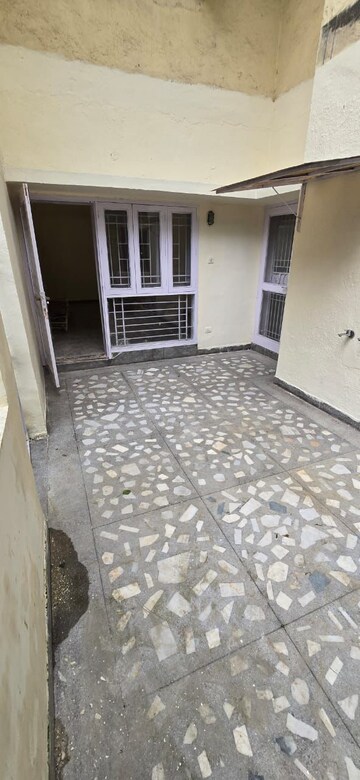 Bathroom in 3 BHK Apartment at Vasant Kunj – for Rent