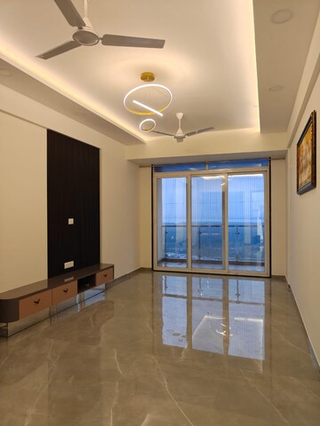 Room in 3 BHK Apartment at Ghansoli – for Rent