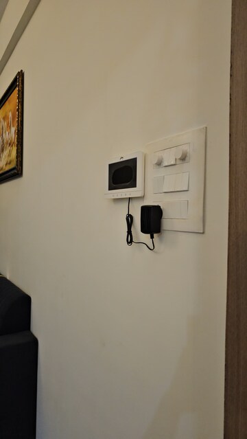 Furnished Amenities in 3 BHK Apartment at Ghansoli – for Rent