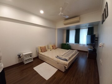 Bedroom in 2 BHK Apartment at Vishnu Dham, Bandra West – for Rent