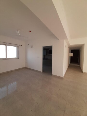 Room in 3 BHK Apartment at Sector 150 – for Rent