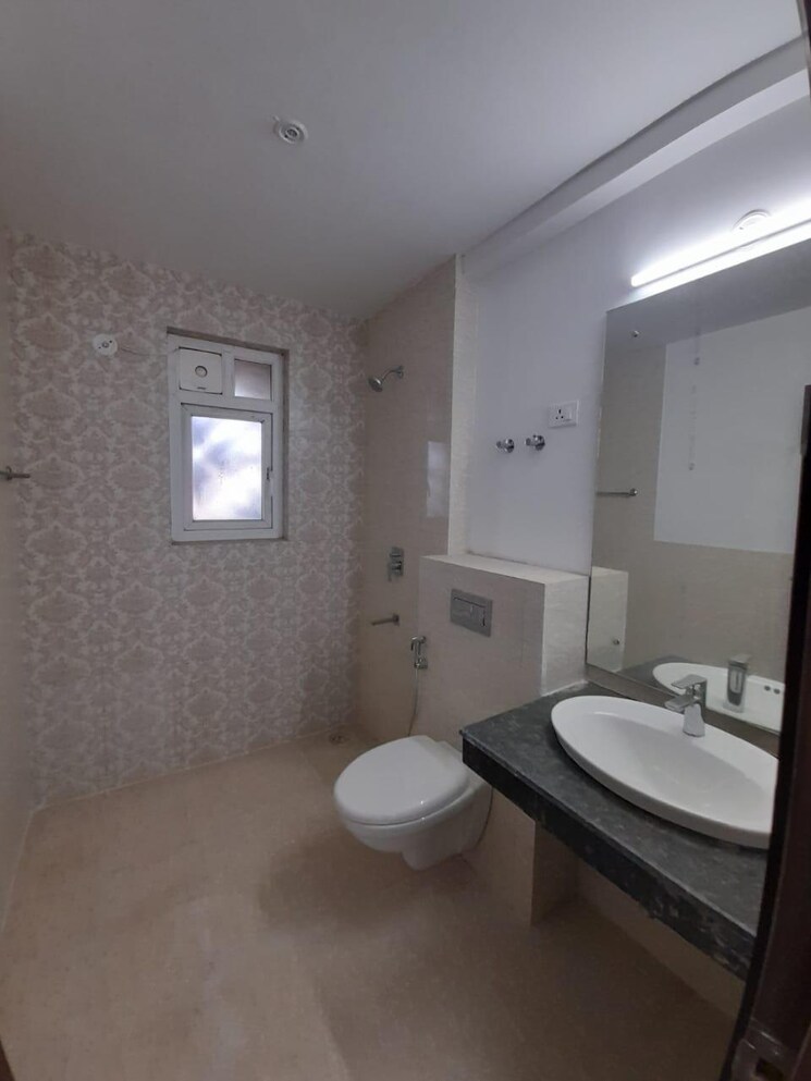 Bathroom, sector 150 3 Bedroom 1625 Sq.Ft. Apartment In Sector 150 Noida 9264872
