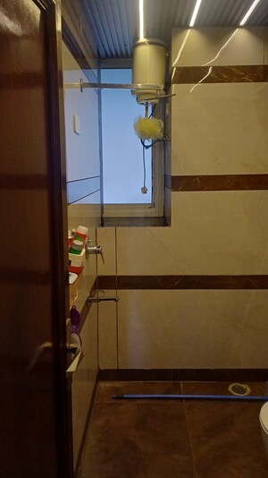 Bathroom in Studio Apartment at Vip Road – for Rent