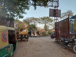  Plot – Exterior View View at Raebareli Road - for Sale